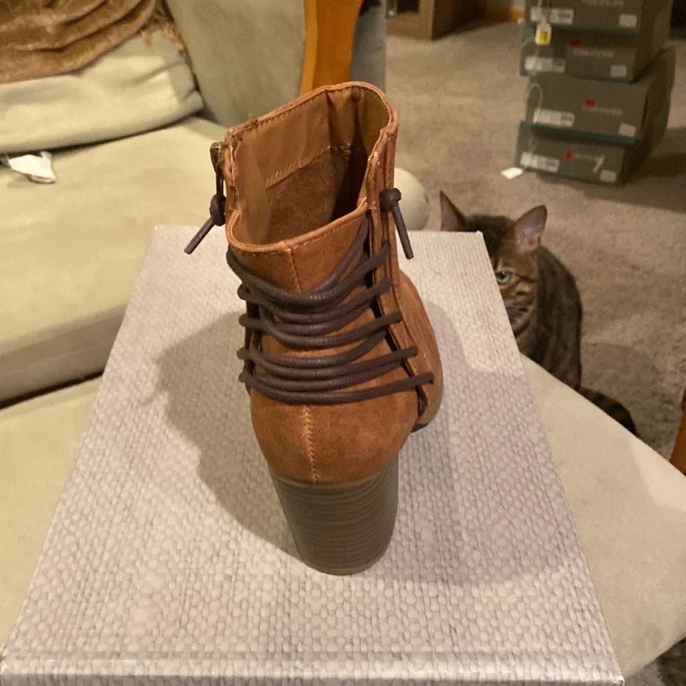 Ankle Boots - Picture 4 of 5